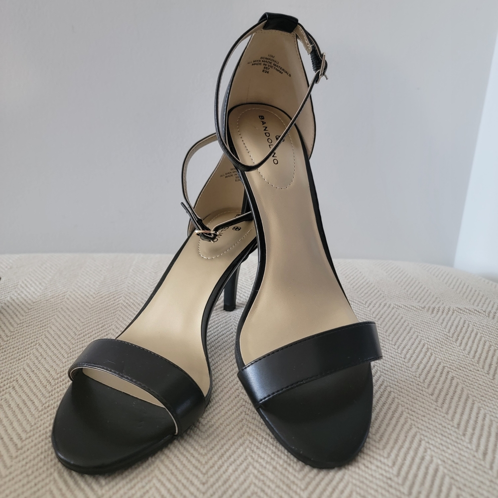 NWOT or Box. Bandolino Black Ankle Strap Heels